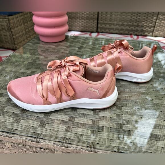 Puma Prowl Blush Pink Satin Running Sneaker Size Women US 9 - Picture 1 of 8
